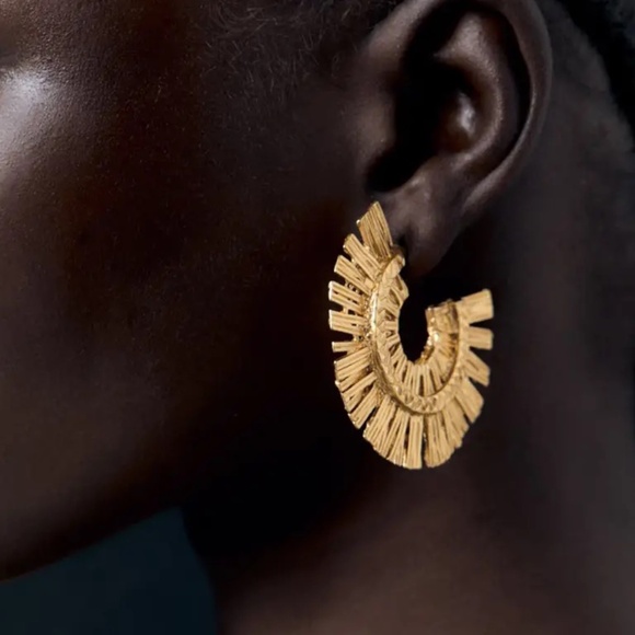 New Zara Gold Semi Circular Earrings - Picture 1 of 3